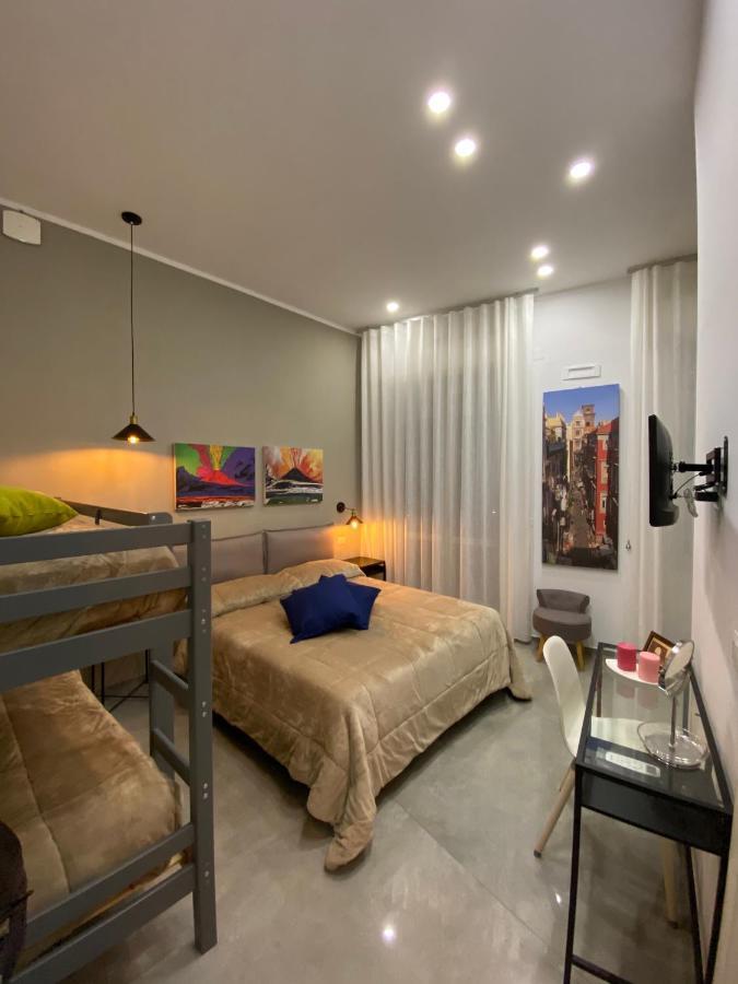 לינה וארוחת בוקר נאפולי Casa Franzese מראה חיצוני תמונה